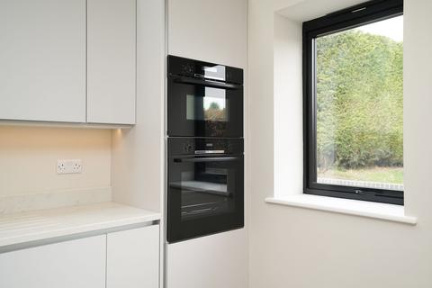 36 Blackbrook Drive, Sheffield, S10 4LS