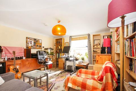 1 bedroom apartment for sale, Kenninghall Road, Clapton