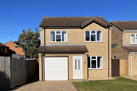 3 bedroom detached house to rent, Foxglove Road, Stamford