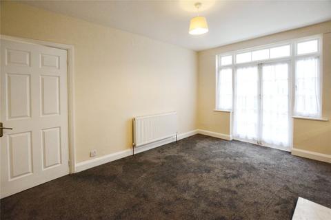 3 bedroom semi-detached house to rent, Pole Hill Road, Uxbridge, UB10