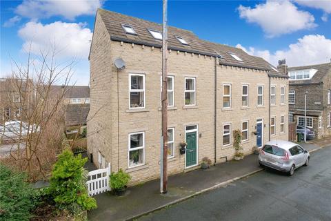 Smith Street, Bingley BD16