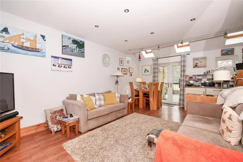 2 bedroom semi-detached house for sale, Smith Street, Bingley BD16