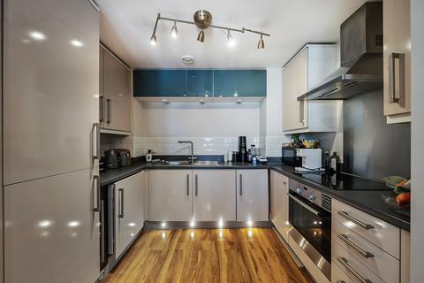 1 bedroom apartment for sale, Barrington Court, 124 Wilton Road, London, SW1V