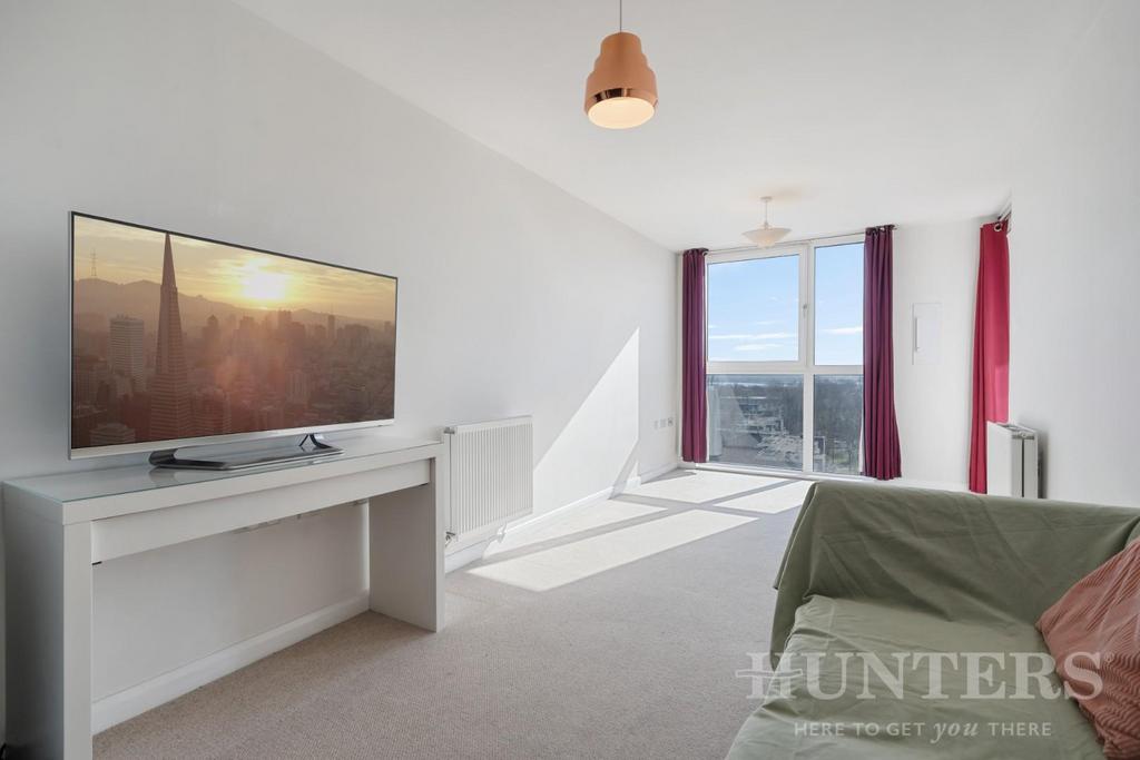 Flat 33, Coppermill Heights N17 9 FG-6.jpg