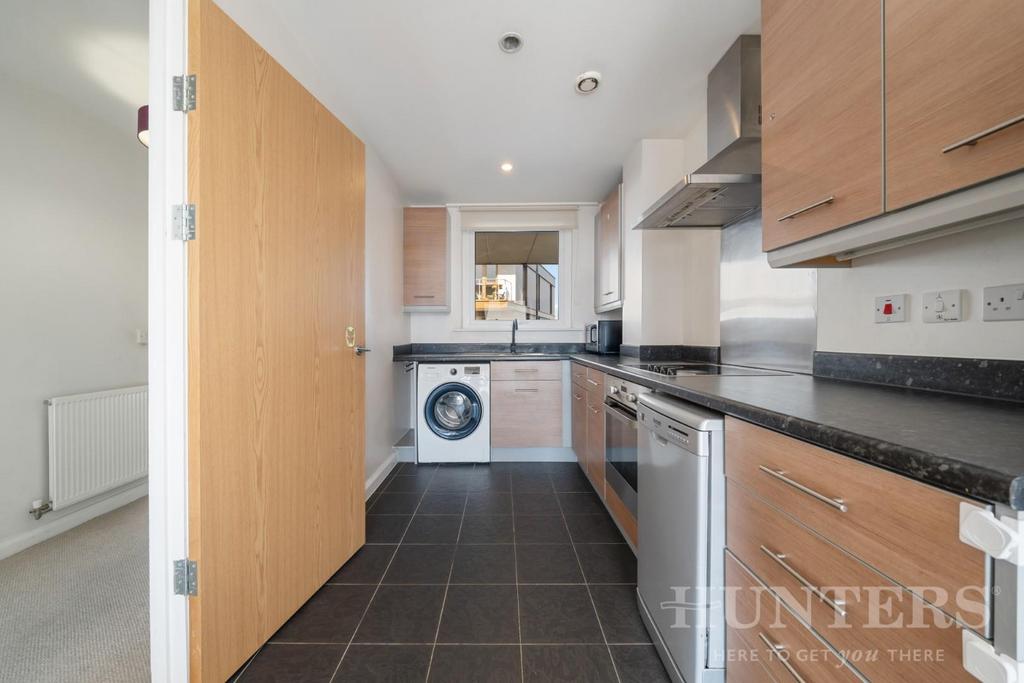 Flat 33, Coppermill Heights N17 9 FG-5.jpg