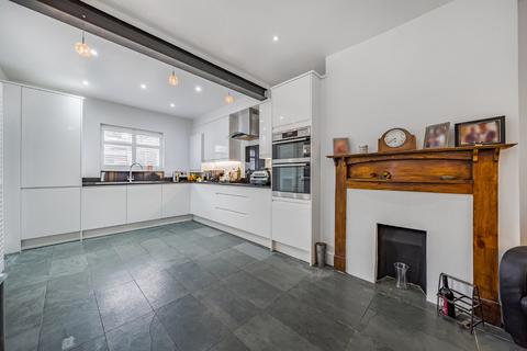 28 Abbey Wood Road, London, SE2 9NP