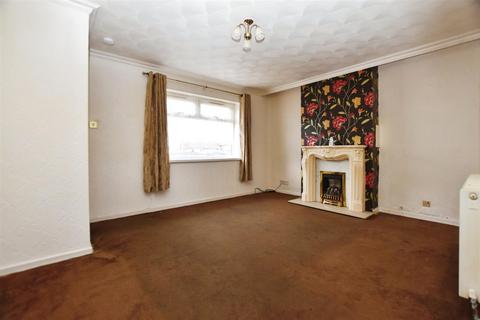 2 bedroom end of terrace house for sale, Fernhill Road, Hull