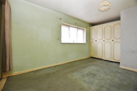 2 bedroom end of terrace house for sale, Fernhill Road, Hull