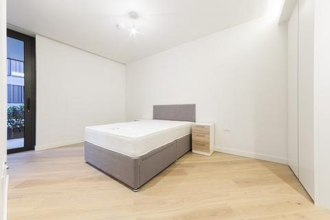 Studio to rent, Wood Crescent, London W12