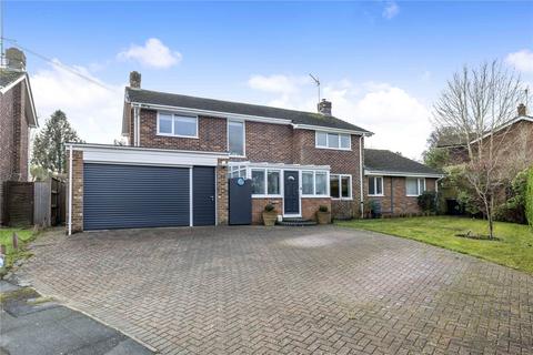 5 bedroom detached house for sale, Brockenhurst Close, Woking GU21