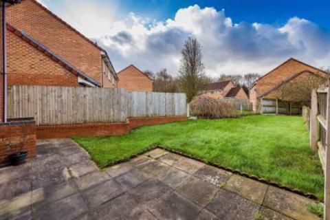 3 bedroom semi-detached house to rent, Kenwray Drive, Telford TF2