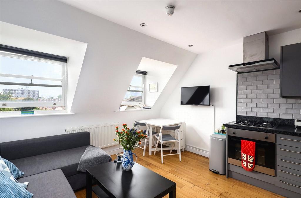Living Room/Kitchen