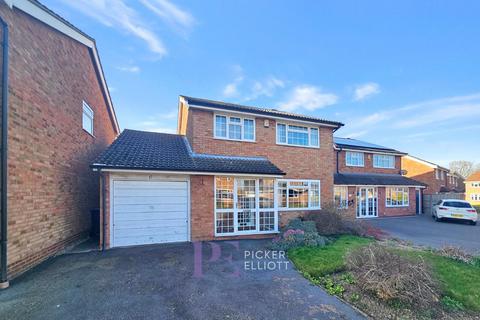 4 bedroom detached house for sale, Kingston Drive, Hinckley LE10