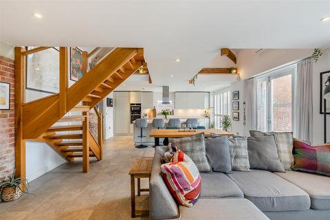 3 bedroom barn conversion for sale, Henley Road, Outhill, Warwickshire