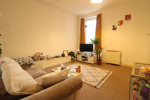 1 bedroom apartment to rent, Garnet Terrace, Leeman Road