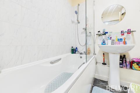 2 bedroom flat for sale, Corporation Street, Stoke, Stoke On Trent, ST4