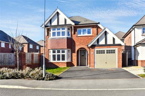 3 bedroom detached house for sale, Raven Gardens, Worcestershire WR9