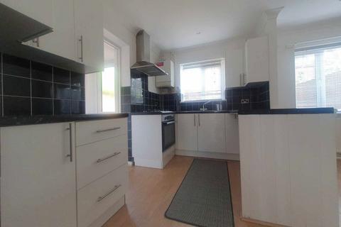 2 bedroom house to rent, Preston Road, Bexhill on Sea