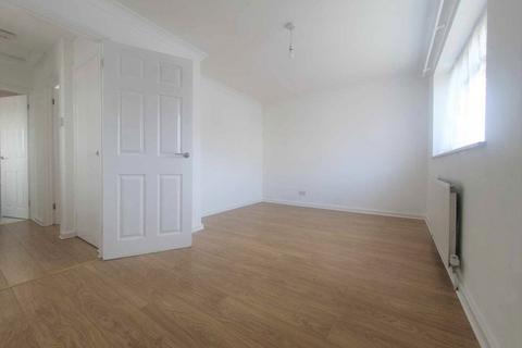 2 bedroom house to rent, Preston Road, Bexhill on Sea