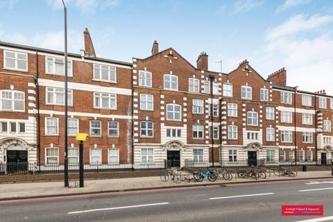 3 bedroom apartment to rent, Talgarth Road London W14