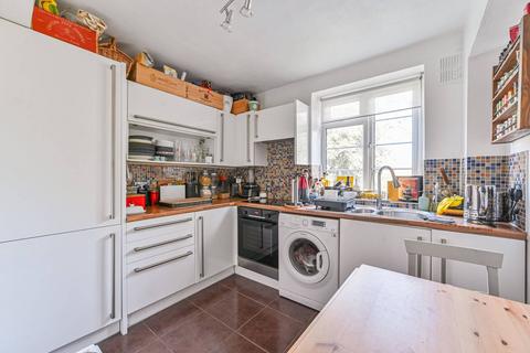 2 bedroom flat for sale, Leigham Court Road, Streatham Common, London, SW16