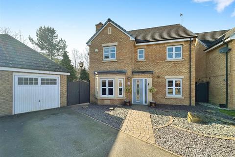 4 bedroom detached house for sale, Chevening Park, Kingswood HU7