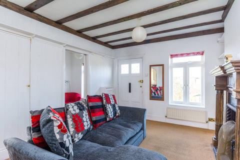 1 bedroom flat for sale, Model Cottages, West Ealing, London, W13