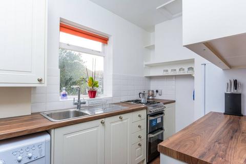 1 bedroom flat for sale, Model Cottages, West Ealing, London, W13