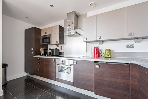 2 bedroom flat for sale, Blackwall Way, Canary Wharf, London, E14