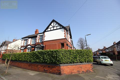 4 bedroom detached house for sale, Spennithorne Road, Urmston