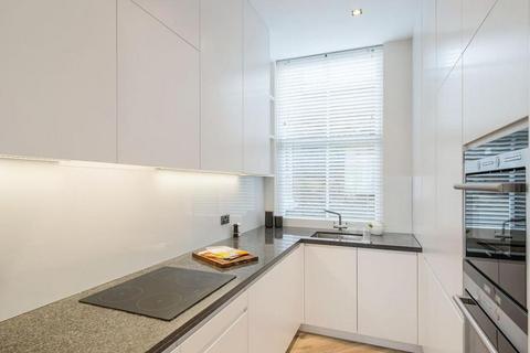 1 bedroom apartment to rent, Bolton Street, London W1J