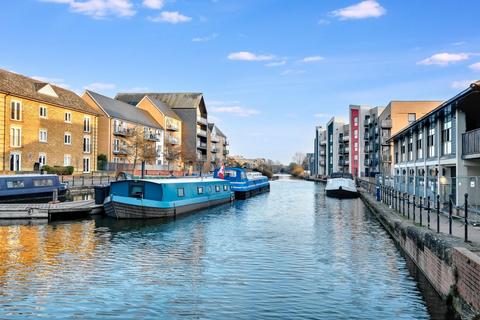 2 bedroom apartment for sale, Cressy Quay, Chelmsford CM2