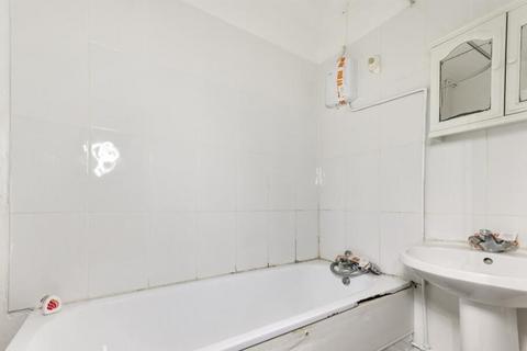 Studio for sale, Favart Road, London SW6