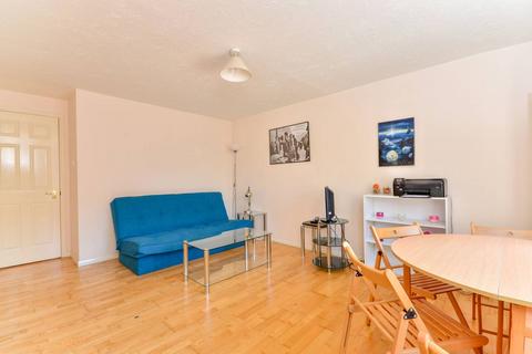 1 bedroom flat to rent, Bushwood Drive, Bermondsey, London, SE1