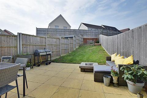 3 bedroom semi-detached house for sale, Spring Close, Bexhill-On-Sea