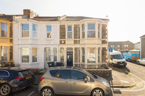 3 bedroom end of terrace house for sale, Cooksley Road, Redfield