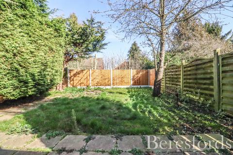 2 bedroom semi-detached house for sale, Notley Road, Braintree, CM7