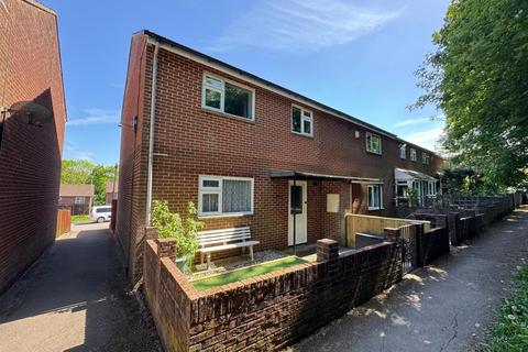 3 bedroom end of terrace house for sale, Cameron Close, Tiverton, Devon