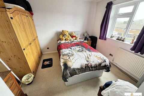 15 Cameron Close, Tiverton, EX16 5DB