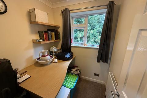 15 Cameron Close, Tiverton, EX16 5DB