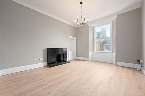 undefined, Queen Street, Stirling Town, Stirling, FK8