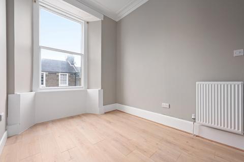 undefined, Queen Street, Stirling Town, Stirling, FK8