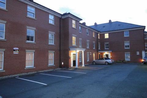 2 bedroom flat to rent, Bovey Court, Warrington