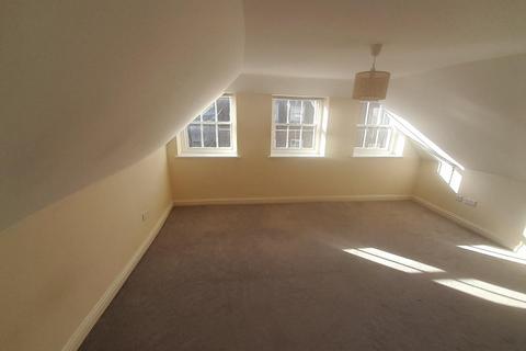 1 bedroom in a house share to rent, North Street, Ashford TN24 8UR