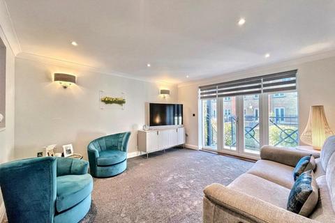 2 bedroom flat for sale, Anguilla Close, Eastbourne