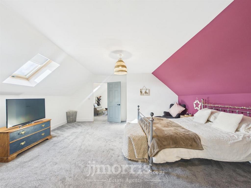 Bedroom 5