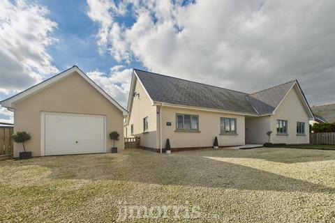 5 bedroom detached bungalow for sale, Blaenwaun, Whitland, SA34