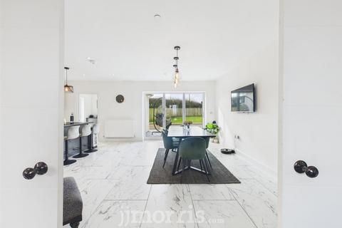 5 bedroom detached bungalow for sale, Blaenwaun, Whitland, SA34