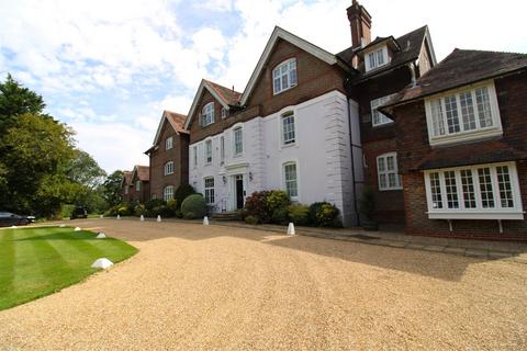 1 bedroom flat for sale, Batworth Park House, Crossbush, Arundel