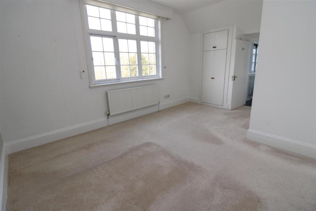Bedroom.JPG